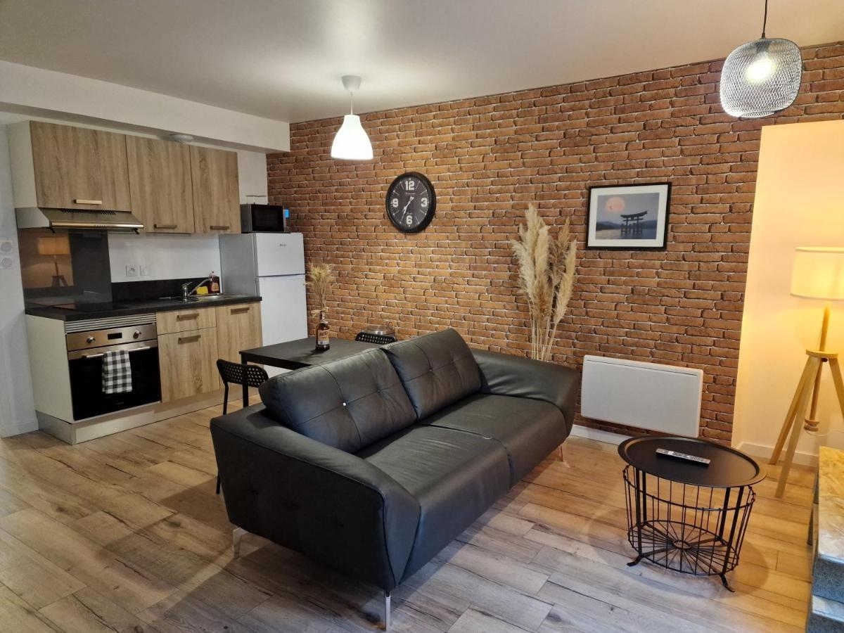Logement De Caractere En Haute Ville De Quimperle Bagian luar foto