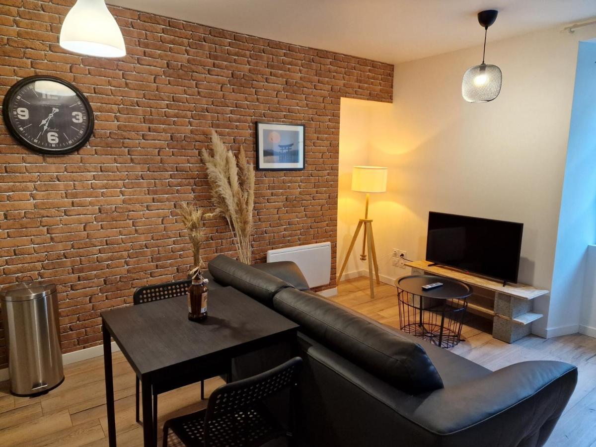 Logement De Caractere En Haute Ville De Quimperle Bagian luar foto