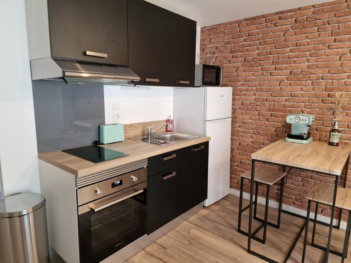 Logement De Caractere En Haute Ville De Quimperle Bagian luar foto