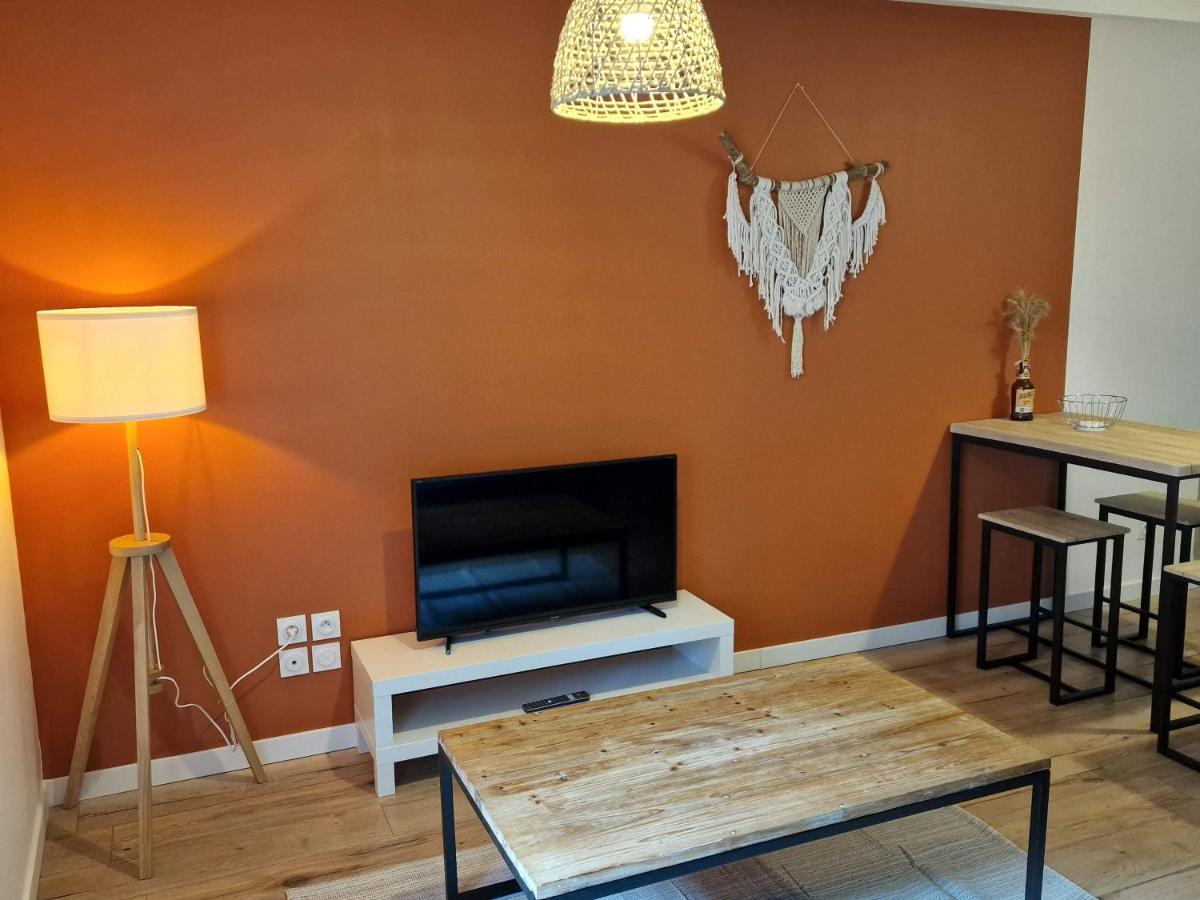 Logement De Caractere En Haute Ville De Quimperle Bagian luar foto